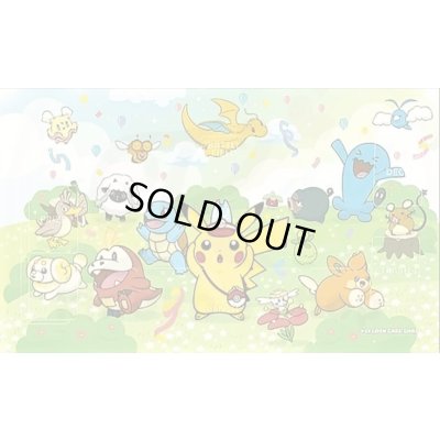 画像1: プレイマット『海外/Enjoy POKEMON TOWN(ピカチュウ)※』【サプライ】{-}