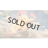 プレイマット『海外/キョダイマックスピカチュウ(STAFF/TEAM)※』【サプライ】{-}