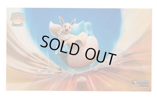 画像1: プレイマット『海外/イーブイ＆カビゴン(REGIONALロゴ)※』【サプライ】{-} (1)